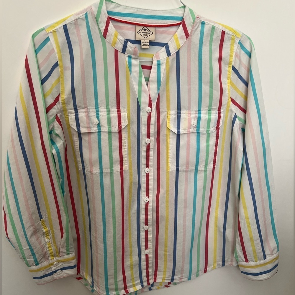 ST JOHN’S BAY Y NECK LONG SLEEVE BLOUSE. SIZE LARGE